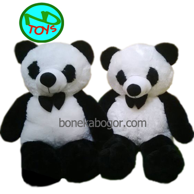 boneka panda jumbo
